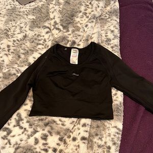 gymshark black long sleeve!